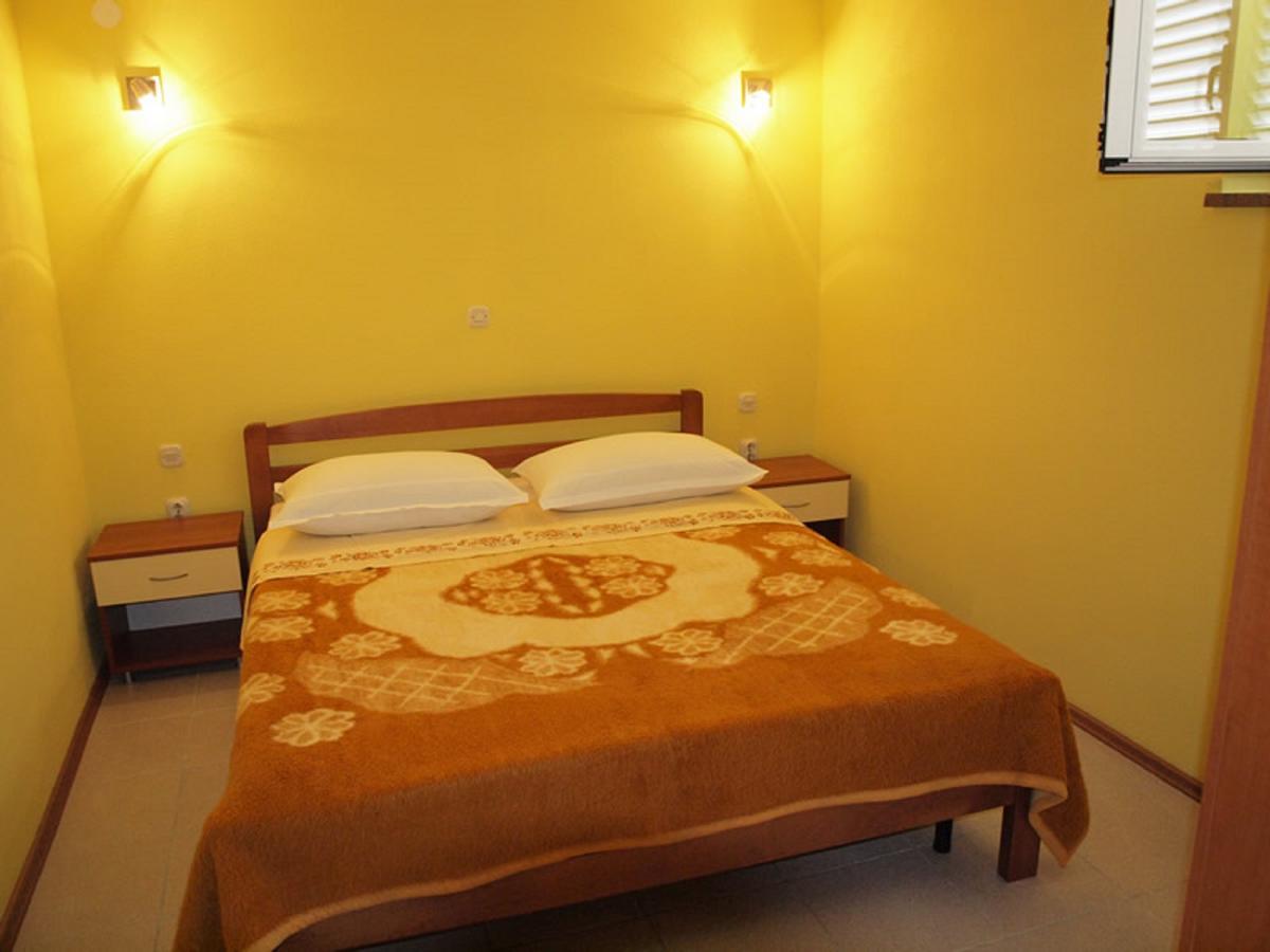 Apartments & Room Masa Стариград-Пакленица Екстериор снимка