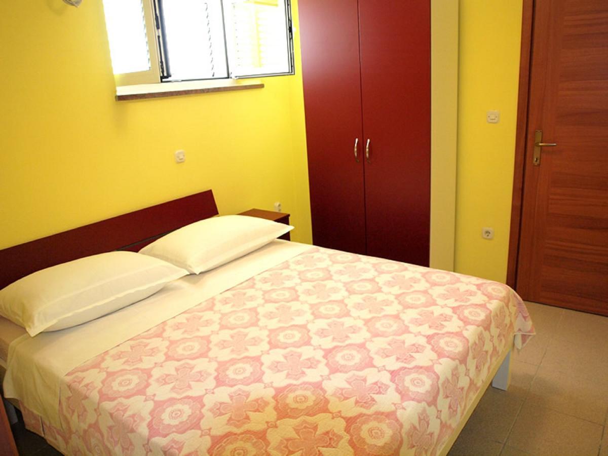 Apartments & Room Masa Стариград-Пакленица Екстериор снимка