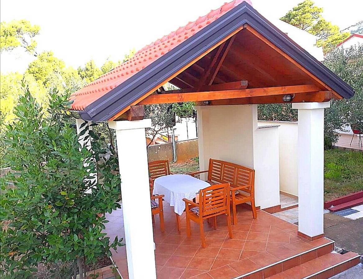 Apartments & Room Masa Стариград-Пакленица Екстериор снимка